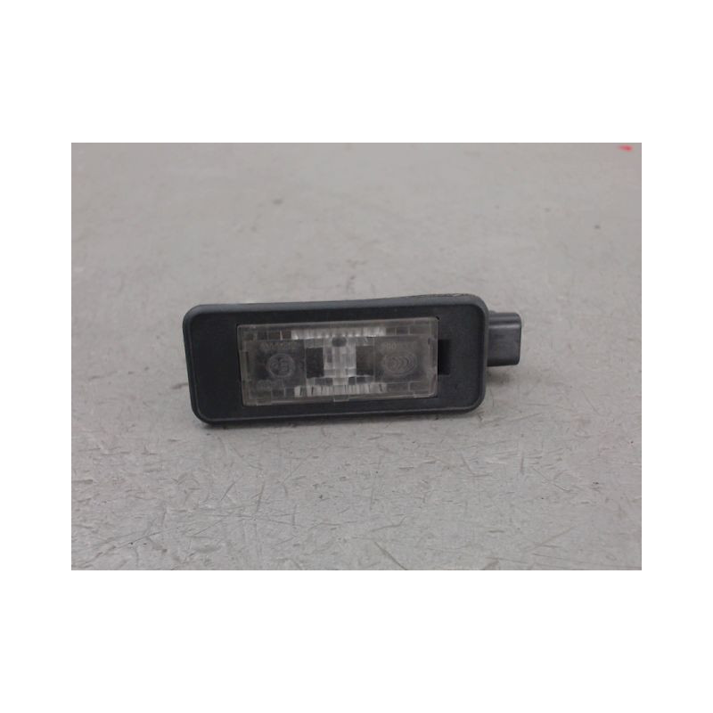 ECLAIREUR PLAQUE DE POLICE GAUCHE PEUGEOT 308