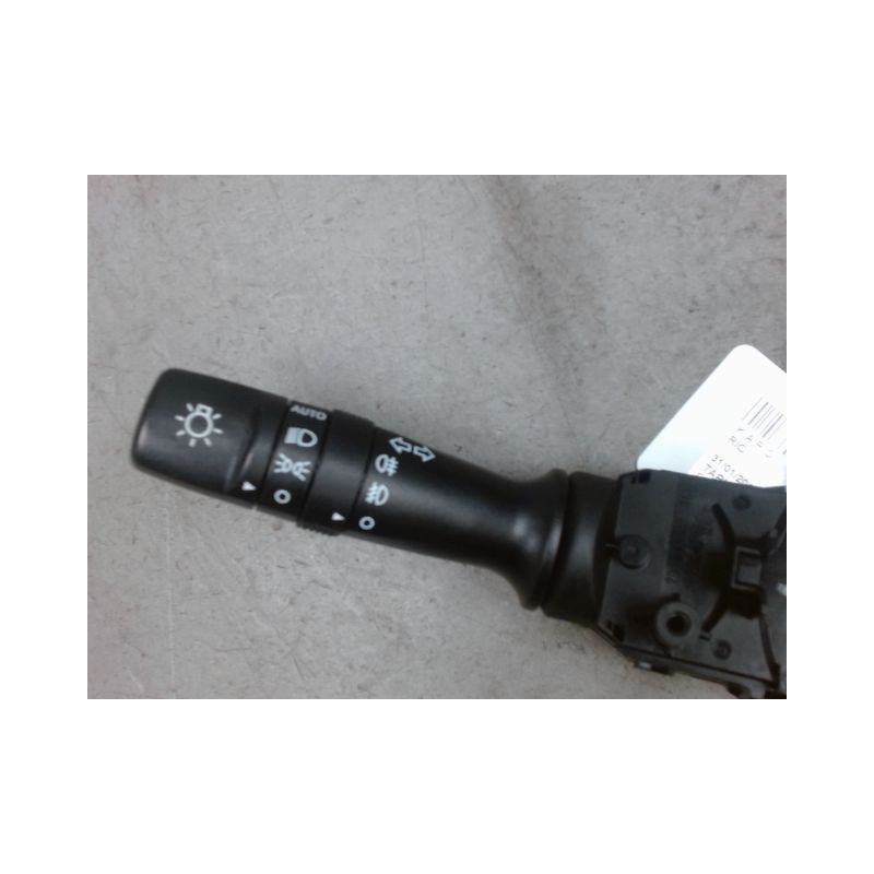 COMMANDE CLIGNOTANT KIA RIO