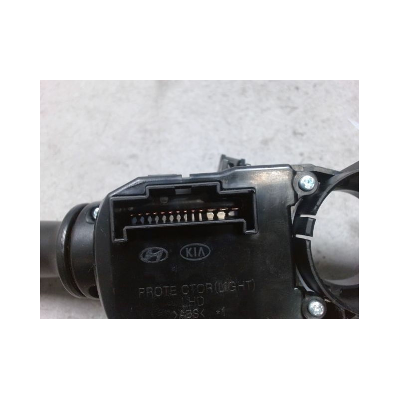 COMMANDE CLIGNOTANT KIA RIO