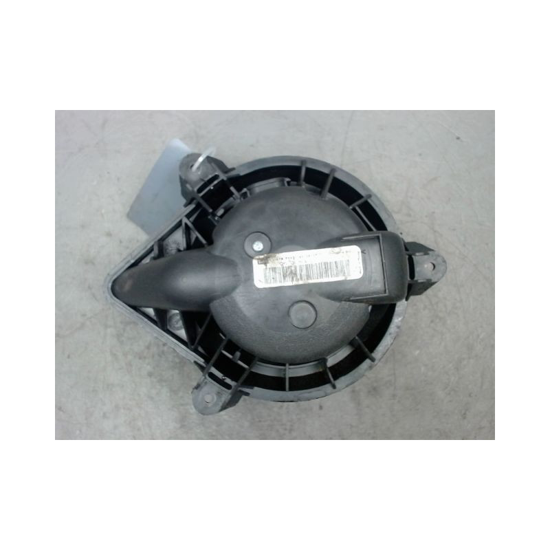 MOTEUR VENTILATEUR CHAUFFAGE RENAULT MEGANE