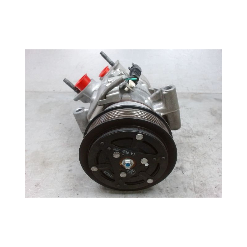 COMPRESSEUR AIR CONDITIONNE FORD KA+
