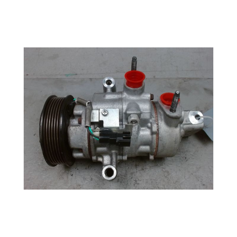 COMPRESSEUR AIR CONDITIONNE FORD KA+