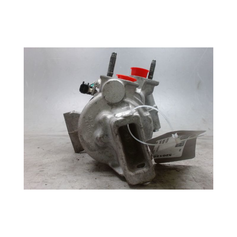 COMPRESSEUR AIR CONDITIONNE FORD KA+