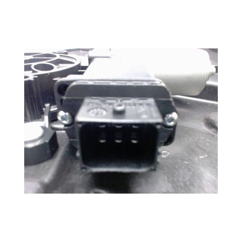 MECANISME+MOTEUR LEVE-GLACE ARRIERE DROIT ALFA ROMEO GUILIETTA 2010-