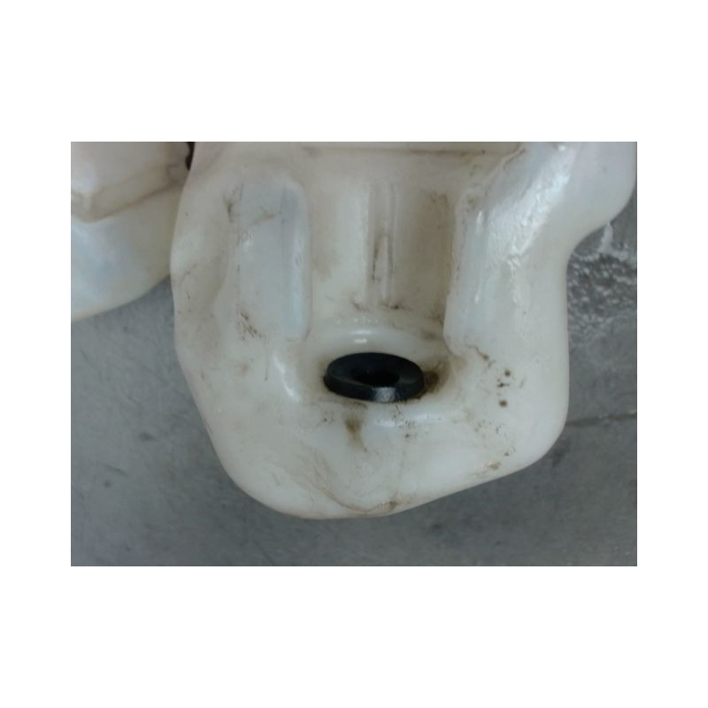 RESERVOIR LAVE-GLACE AVANT FIAT 500