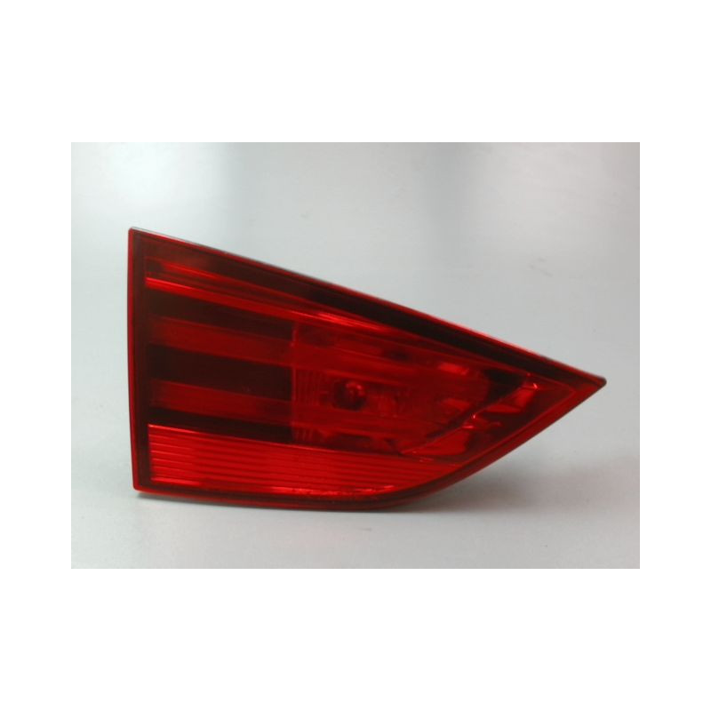 FEU ARRIERE INTERIEUR GAUCHE B.M.W. X1