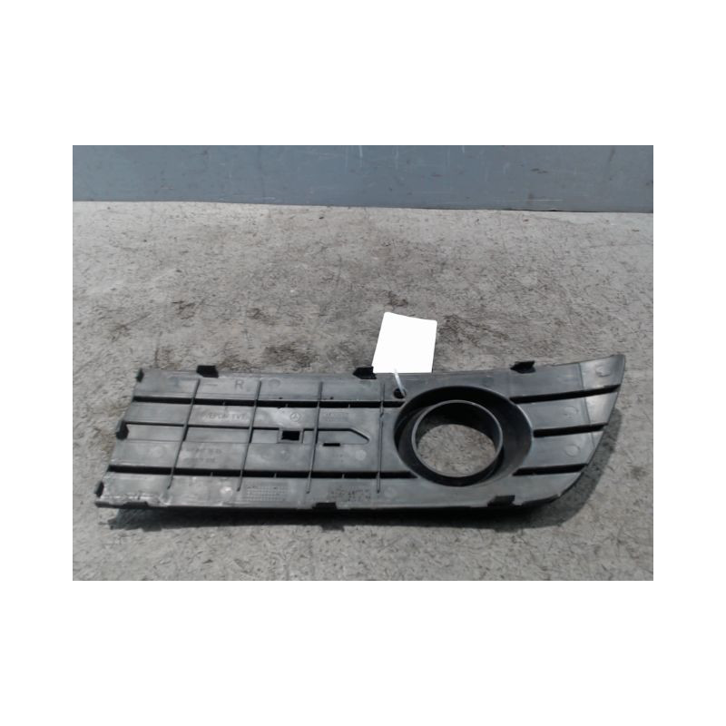 OBTURATEUR PHARE ADDITIONNEL PARE-CHOC AVD MERCEDES CLASSE A