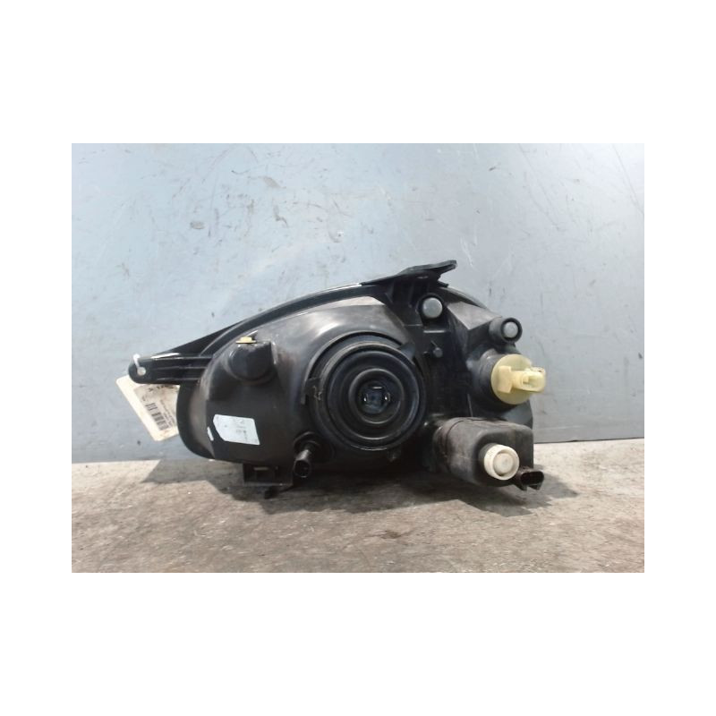 PHARE DROIT OPEL CORSA 97-2000