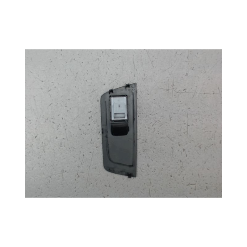 COMMANDE LEVE-GLACE PORTE AVD AUDI A1 Phase 1 (8X) 2010-2015