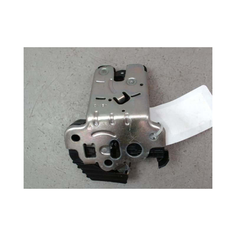 SERRURE HAYON  AUDI A1 Phase 1 (8X) 2010-2015