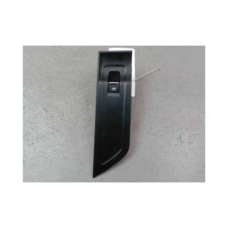 COMMANDE LEVE-GLACE PORTE ARG SKODA SUPERB