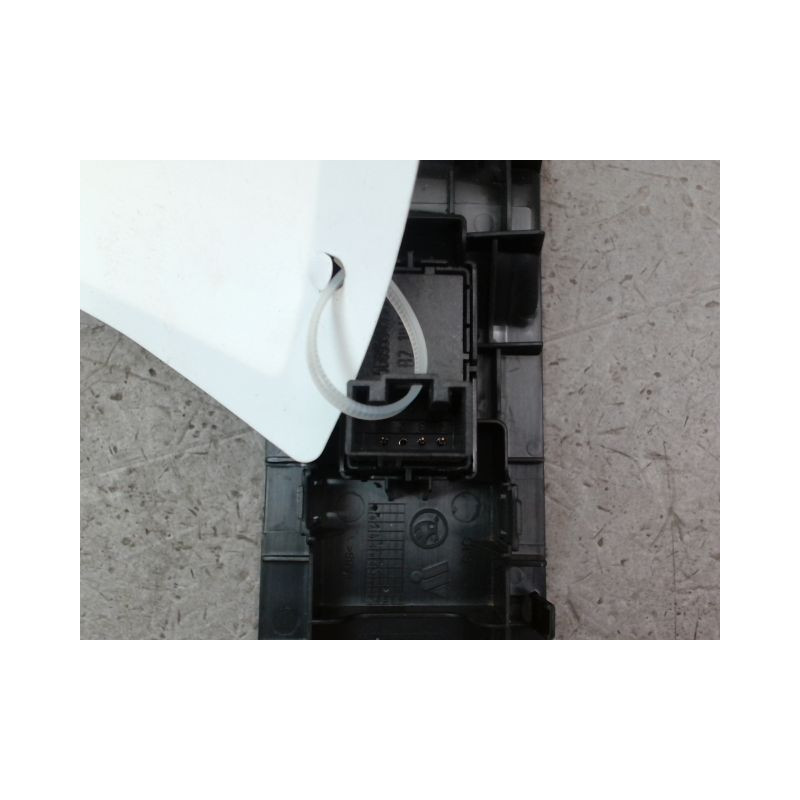 COMMANDE LEVE-GLACE PORTE ARG SKODA SUPERB
