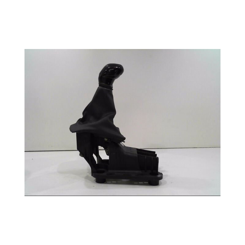 LEVIER DE VITESSES PEUGEOT 208 1.6 HDi