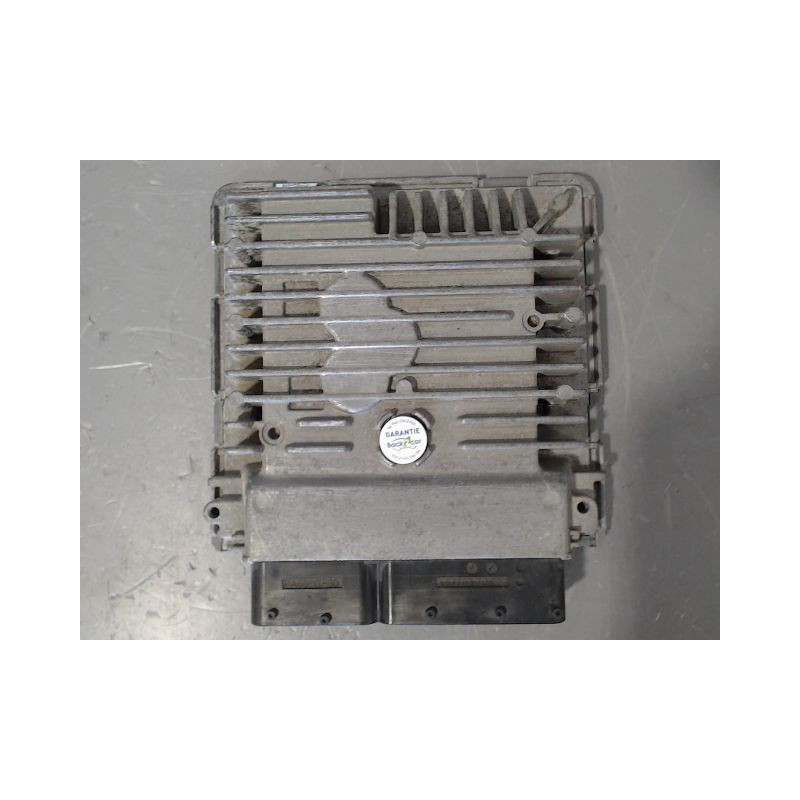 CALCULATEUR MOTEUR VOLKSWAGEN GOLF