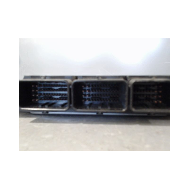 CALCULATEUR MOTEUR RENAULT MEGANE