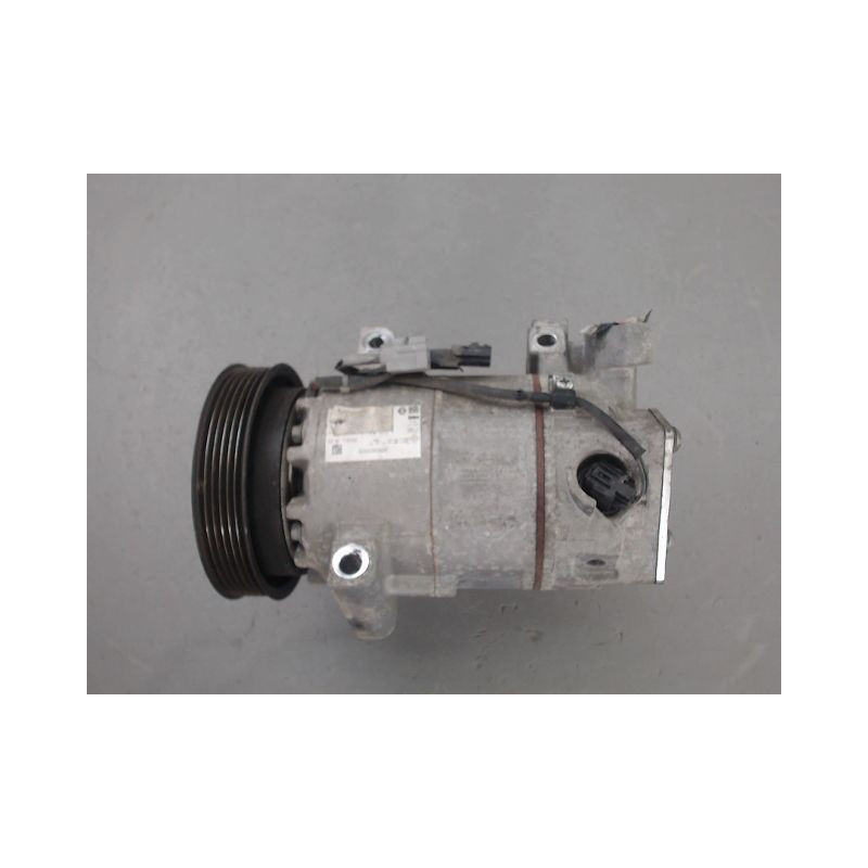 COMPRESSEUR AIR CONDITIONNE RENAULT CLIO