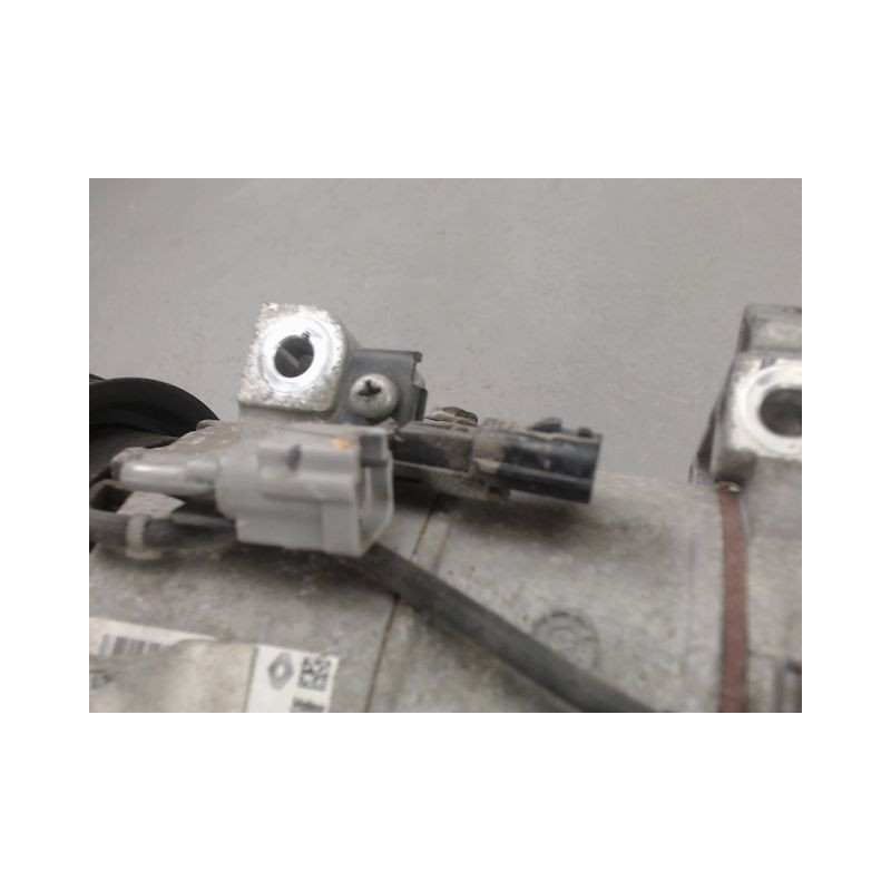 COMPRESSEUR AIR CONDITIONNE RENAULT CLIO