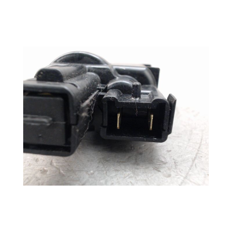 ACTIONNEUR TRAPPE CARBURANT RENAULT CLIO
