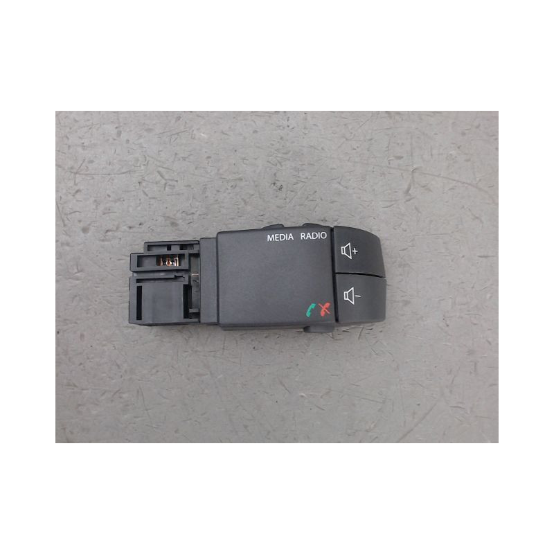 COMMANDE AUTORADIO RENAULT TWINGO