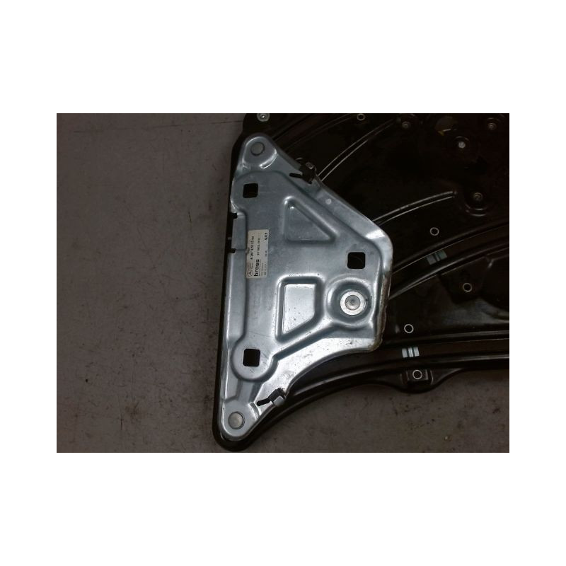 MECANISME+MOTEUR LEVE-GLACE ARRIERE GAUCHE MERCEDES CLASSE E COUPE 09-