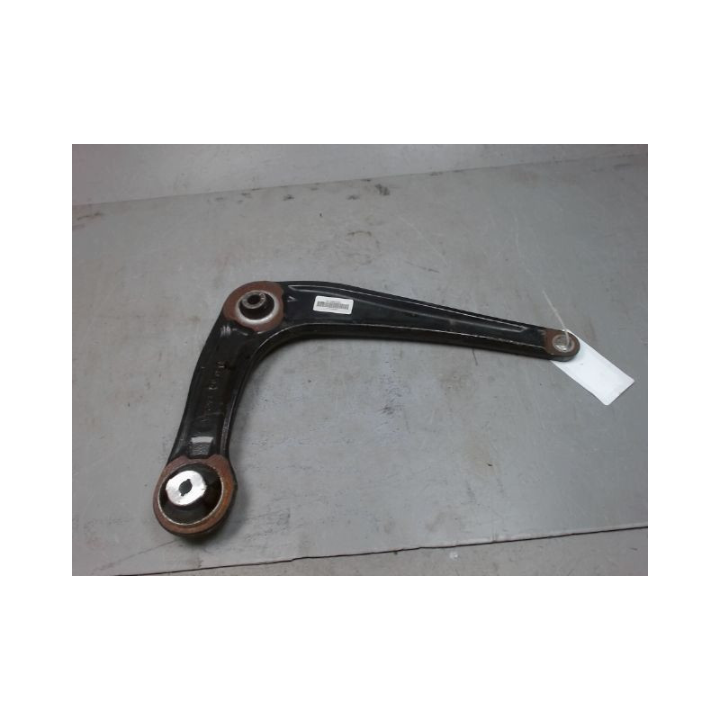 TRIANGLE INFERIEUR AVANT DROIT FIAT SCUDO