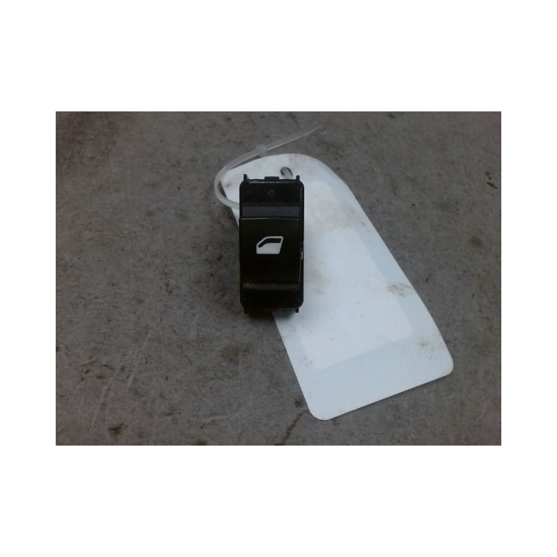 COMMANDE LEVE-GLACE PORTE AVD FIAT SCUDO