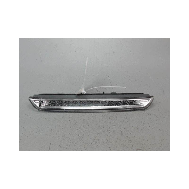 FEUX STOP SUPPLEMENTAIRE PEUGEOT 308 2011-