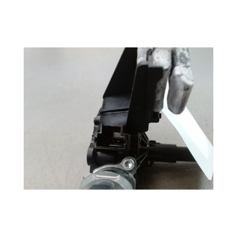 MECANISME ESSUIE-GLACE ARRIERE PEUGEOT 308 2011-