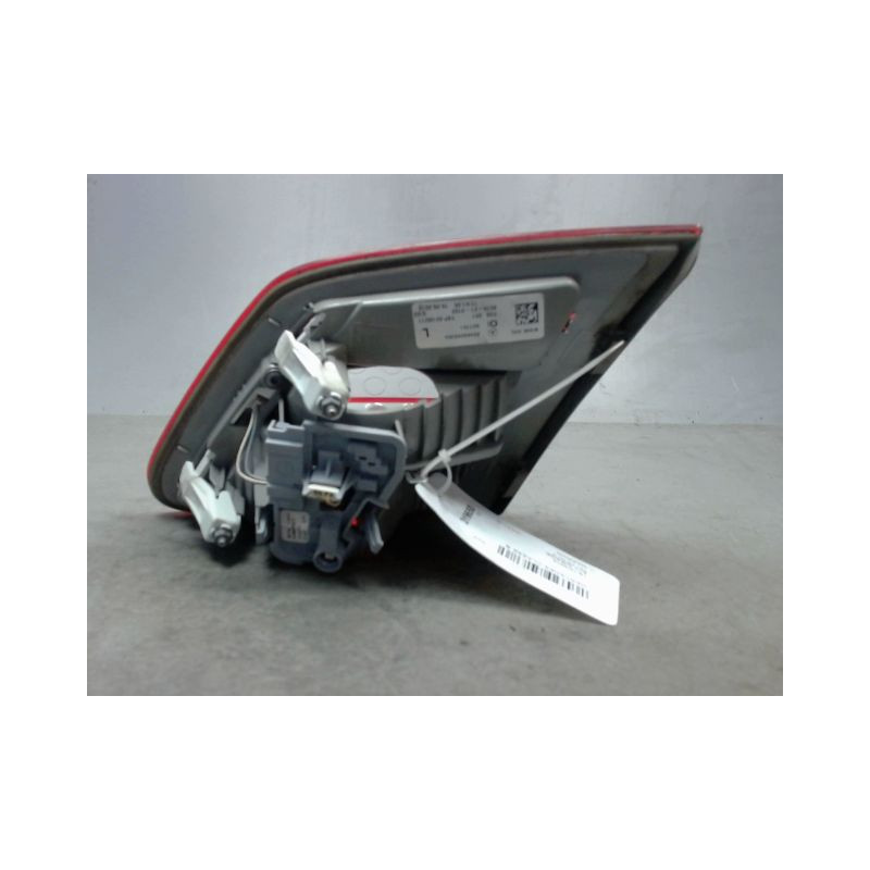 FEU ARRIERE INTERIEUR GAUCHE MERCEDES CLASSE B