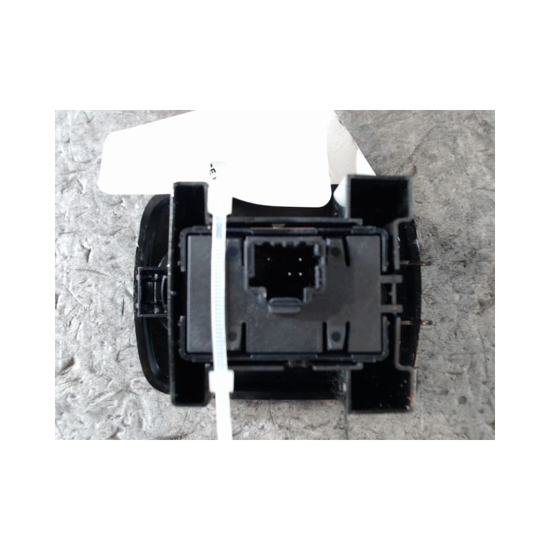 COMMANDE LEVE-GLACE PORTE AVD SMART FORFOUR