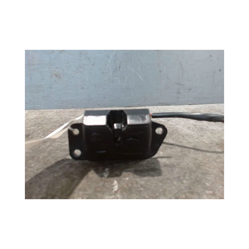 SERRURE HAYON  KIA RIO 2005-