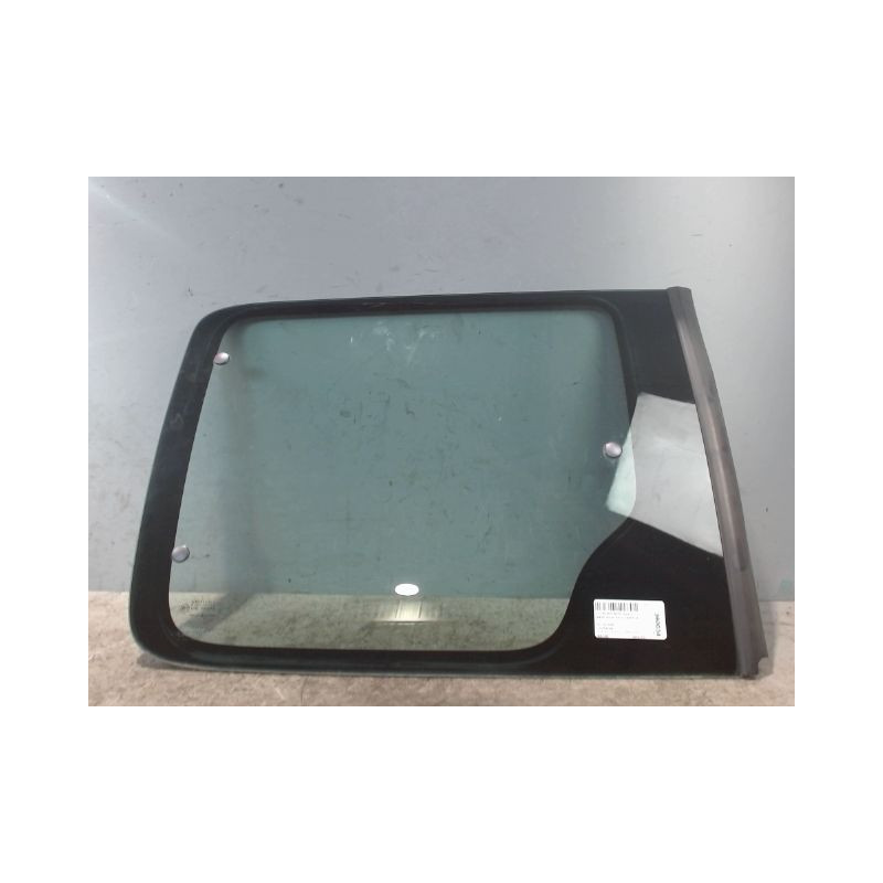 GLACE PORTE COULISSANTE GAUCHE CITROEN BERLINGO MULTISPACE 2002-
