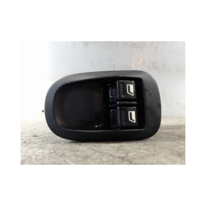 COMMANDE LEVE-GLACE PORTE AVG PEUGEOT 206