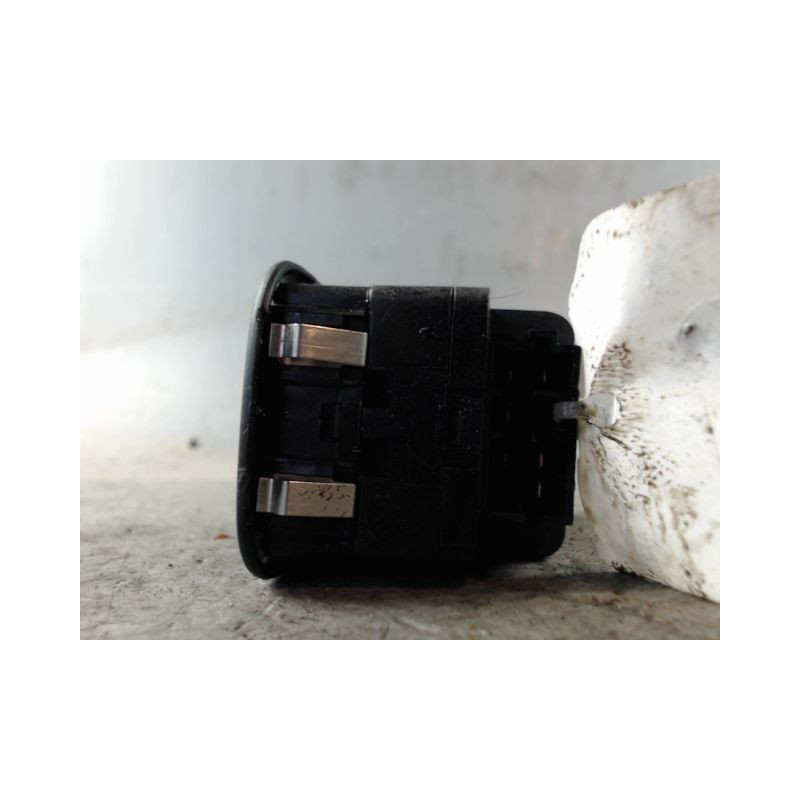 COMMANDE LEVE-GLACE PORTE AVG PEUGEOT 206