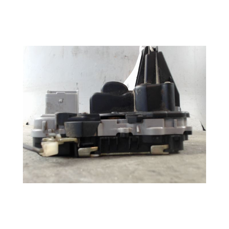 SYSTEME CONDAMNATION AVANT DROIT PEUGEOT 307 SW 2005-