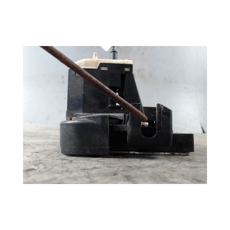 SYSTEME CONDAMNATION AVANT DROIT RENAULT CLIO II PH.2 01-06