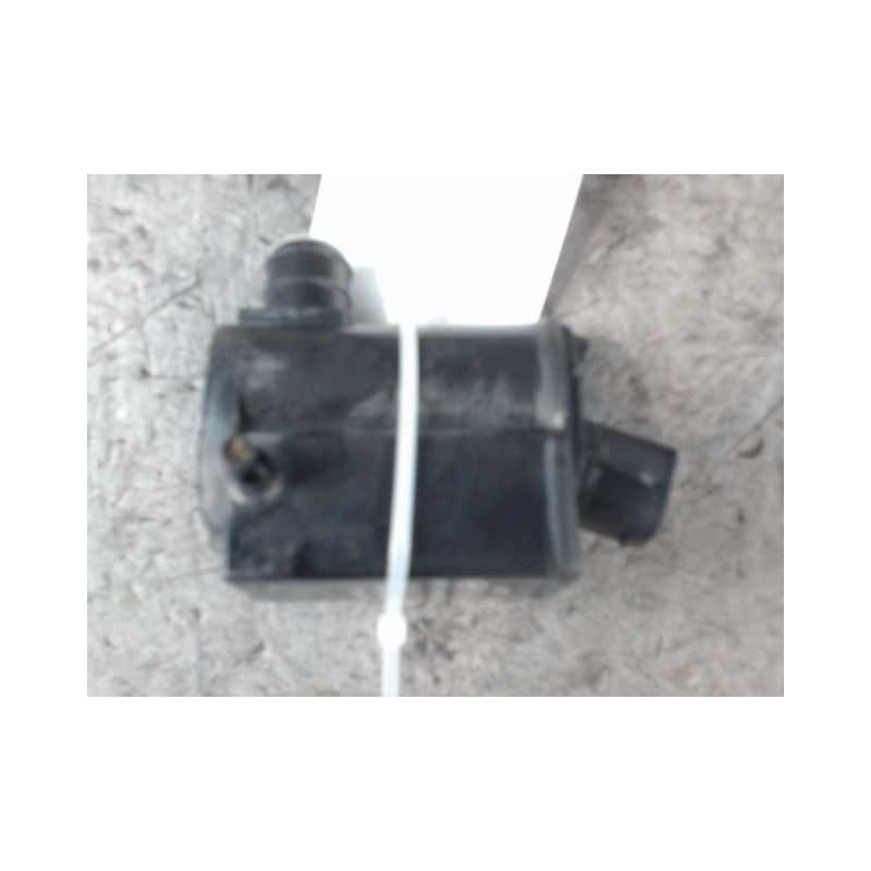 POMPE LAVE-GLACE AVANT HYUNDAI TUCSON