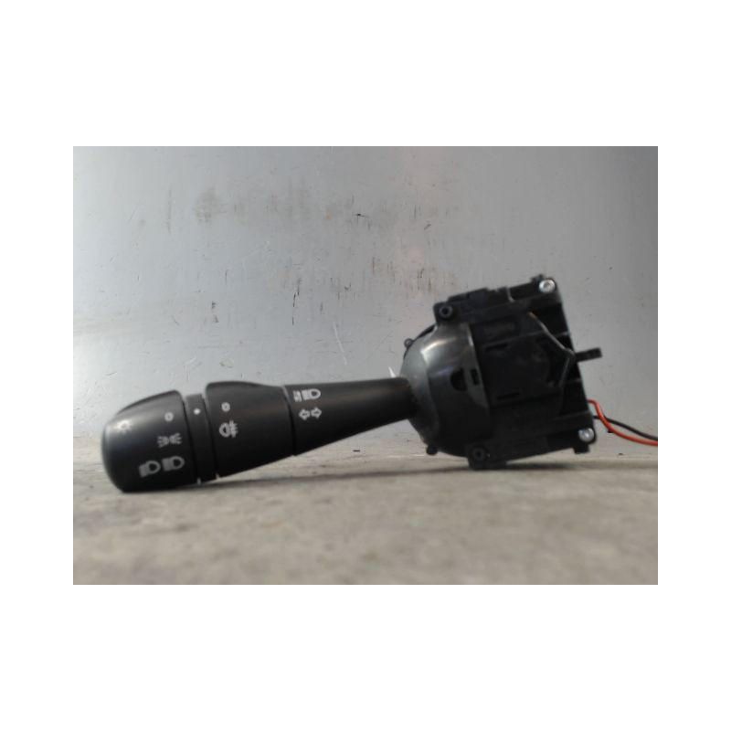 COMMANDE CLIGNOTANT RENAULT TWINGO