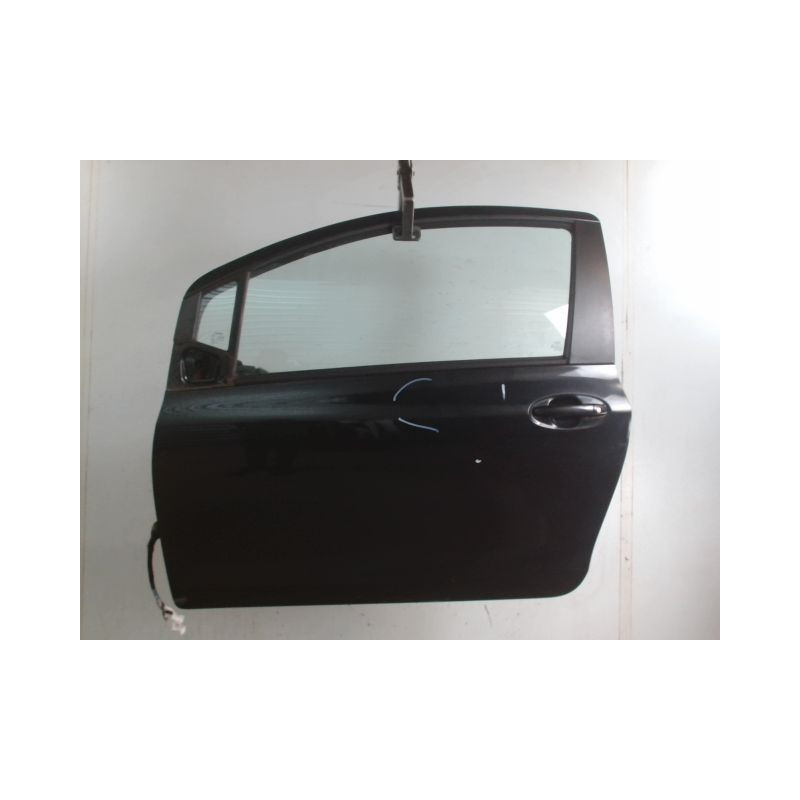 PORTE AVANT GAUCHE TOYOTA YARIS