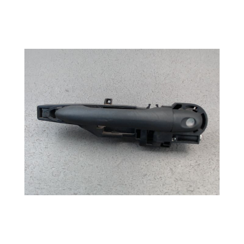 POIGNEE EXTERIEURE PORTE AVANT GAUCHE RENAULT KANGOO