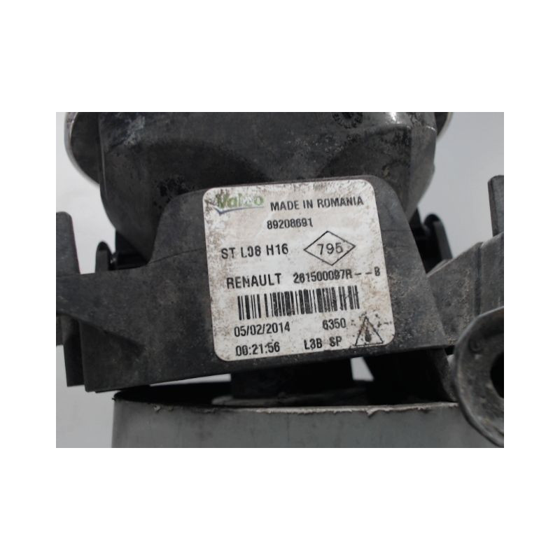 PHARE ANTIBROUILLARD AVANT DROIT RENAULT CLIO