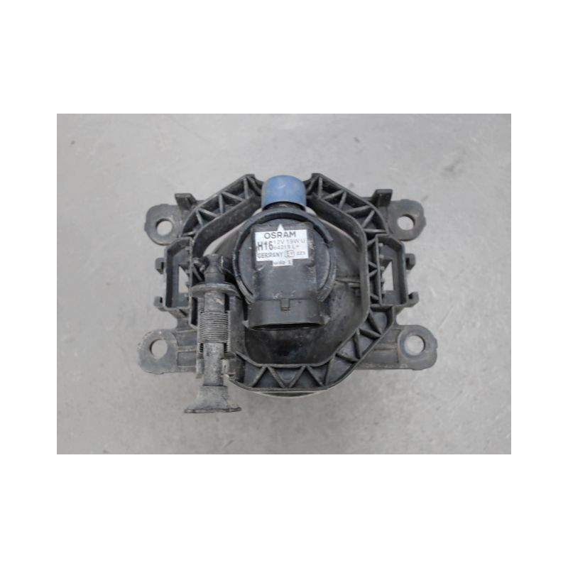 PHARE ANTIBROUILLARD AVANT DROIT RENAULT CLIO