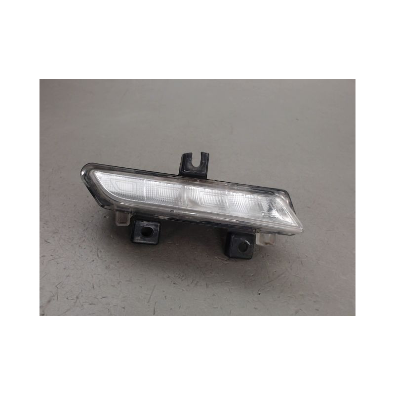 FEUX POSITION DROIT RENAULT CLIO