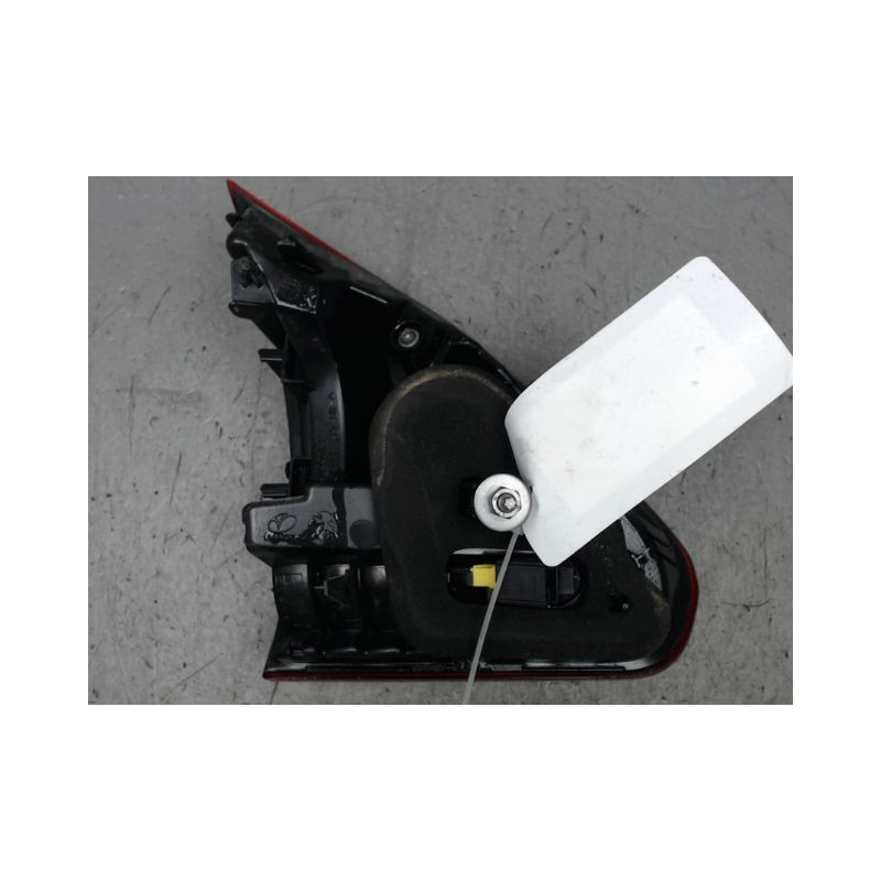 FEU ARRIERE INTERIEUR DROIT PEUGEOT 2008