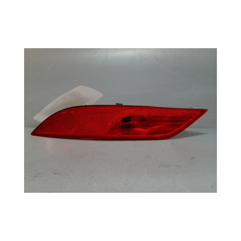 FEU BROUILLARD ARRIERE GAUCHE VOLVO V40