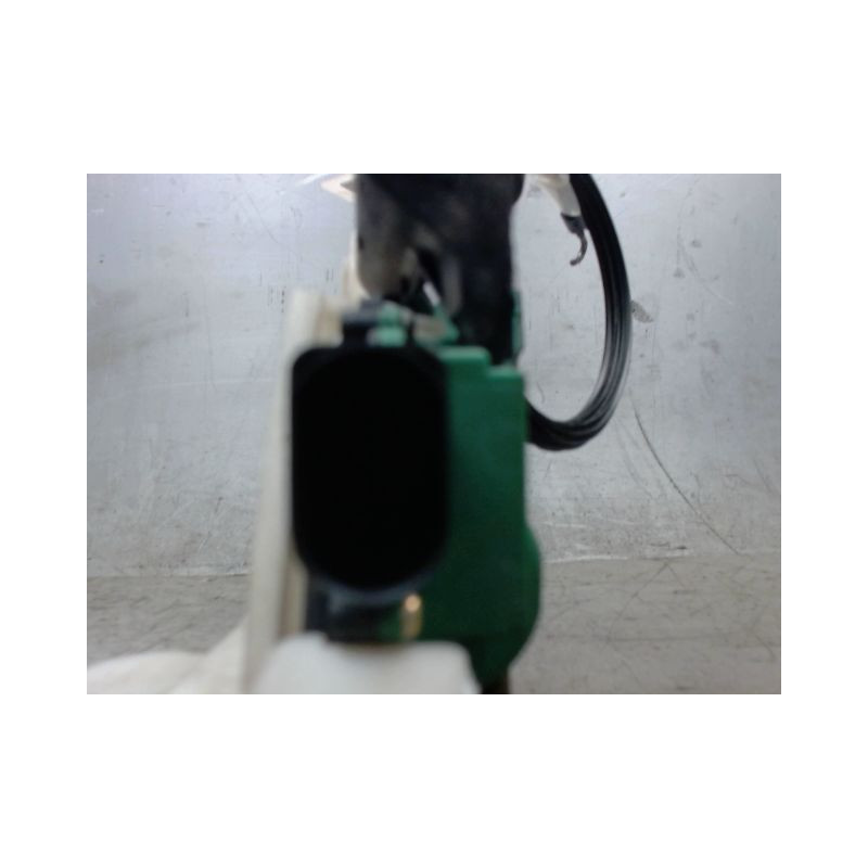 SYSTEME CONDAMNATION AVANT DROIT VOLKSWAGEN GOLF IV 98-2004
