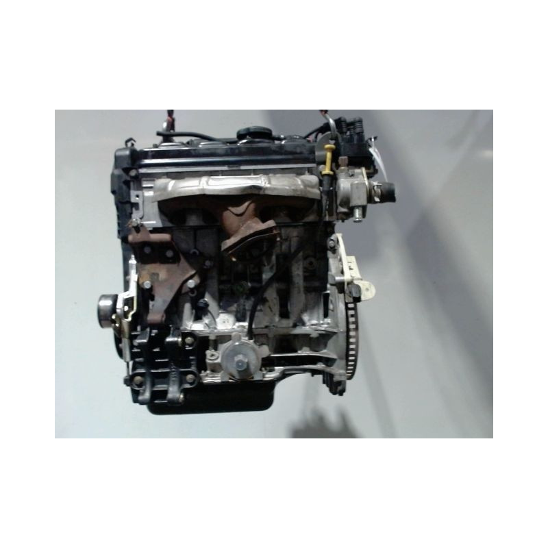 MOTEUR ESSENCE CITROEN SAXO 1.4 VTS