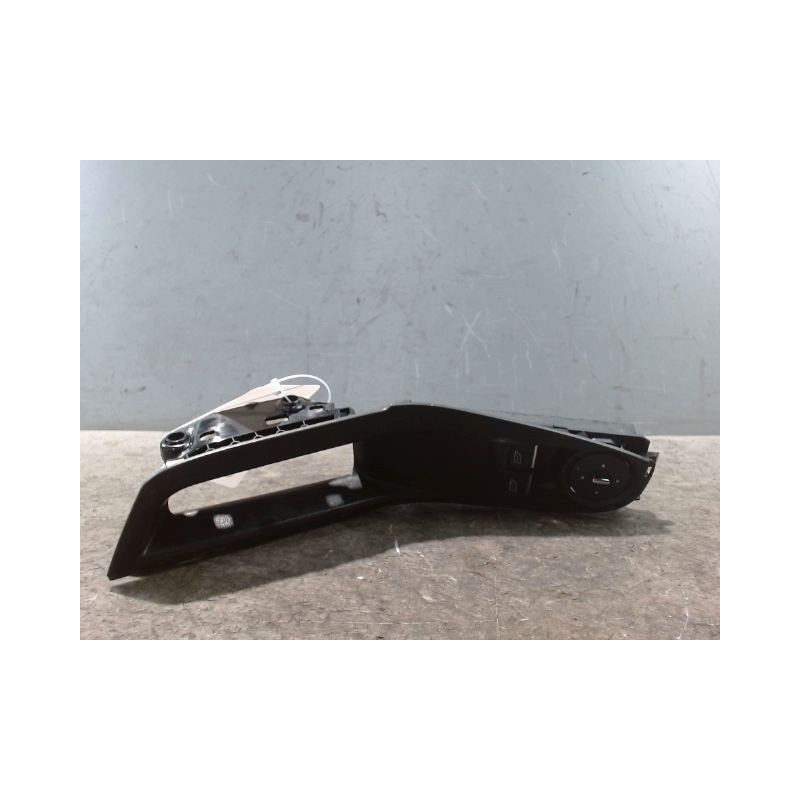COMMANDE LEVE-GLACE PORTE AVG FORD FIESTA 2010-