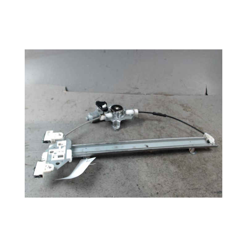 MECANISME+MOTEUR LEVE-GLACE AVANT DROIT NISSAN CUBE