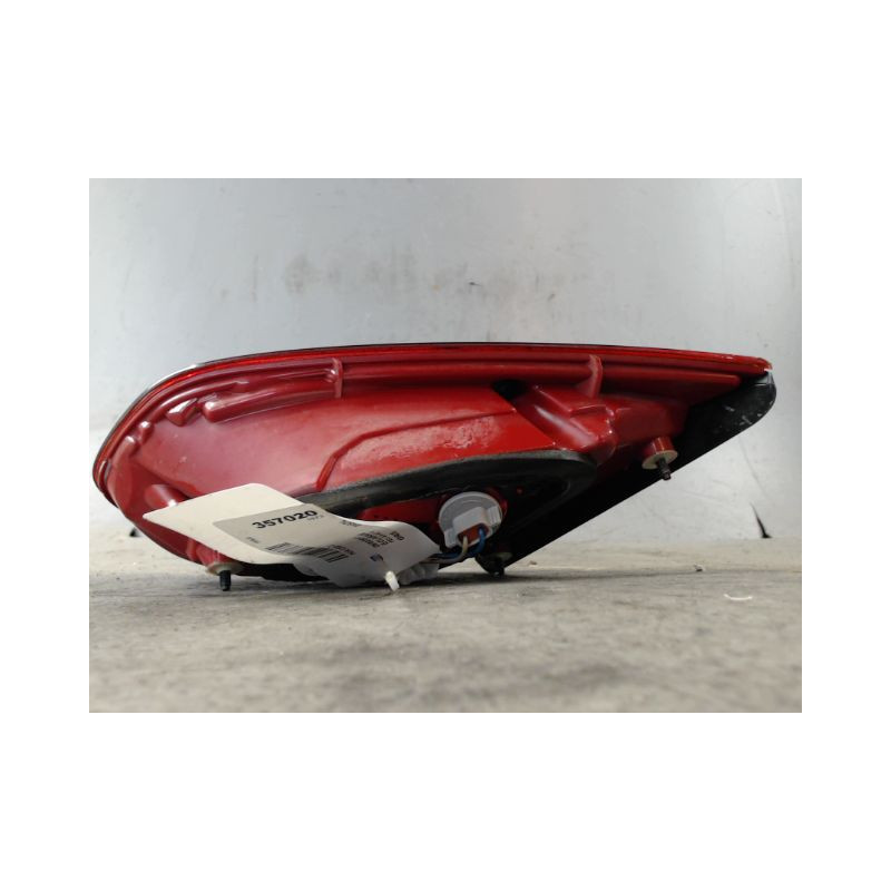 FEU ARRIERE INTERIEUR GAUCHE KIA CEE-D